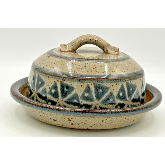 Stoneware Art Pottery Covered Dish Garlic Roaster Baker Speckled Glaze Pattern - Picture 3 of 16